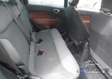 2014 Fiat 500L Trekking из США, поврежденный, VIN ZFBCFADH3EZ013672